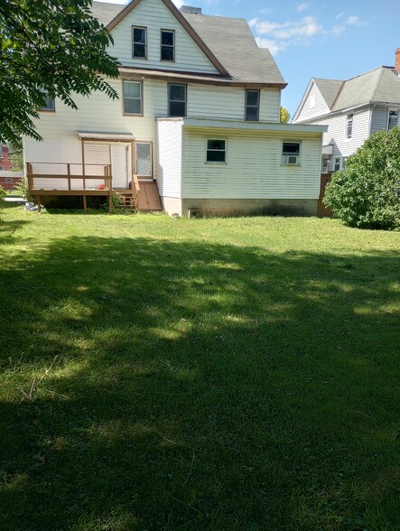 Building Photo - 410 Linden Pl