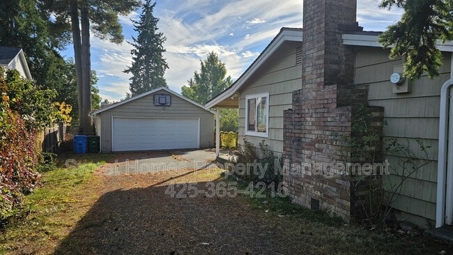 Primary Photo - 1217 NE 184th St