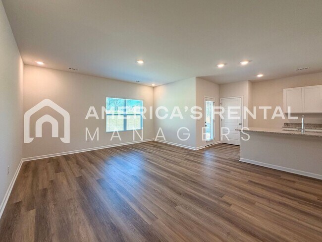 Building Photo - New Construction Home for Rent in Owens Cross Roads, AL!