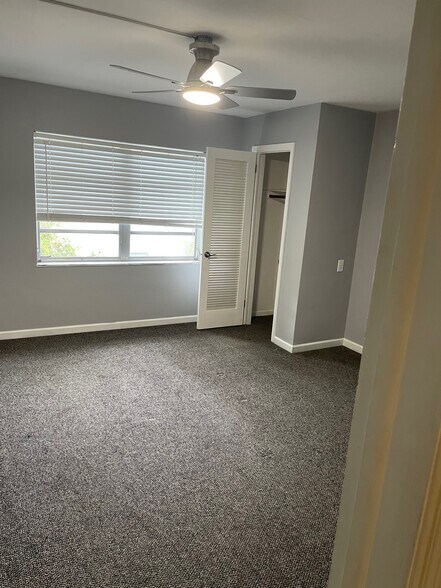 Building Photo - 677 Royal Palm Blvd