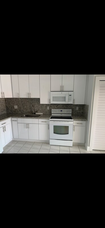 Building Photo - 5420 W 26th Ave