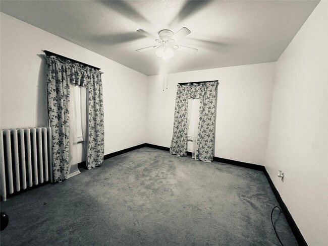 Building Photo - 121 N McKinley Ave