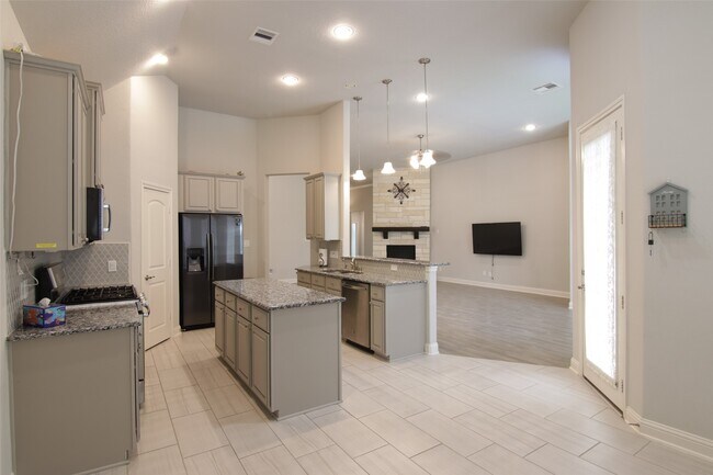 Building Photo - 18659 Fairmont Springs Ct