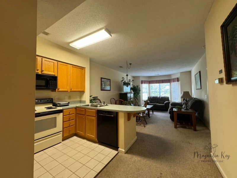 Building Photo - 4578 Girvan Dr