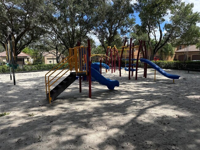 Building Photo - 1503 Veracruz Ln