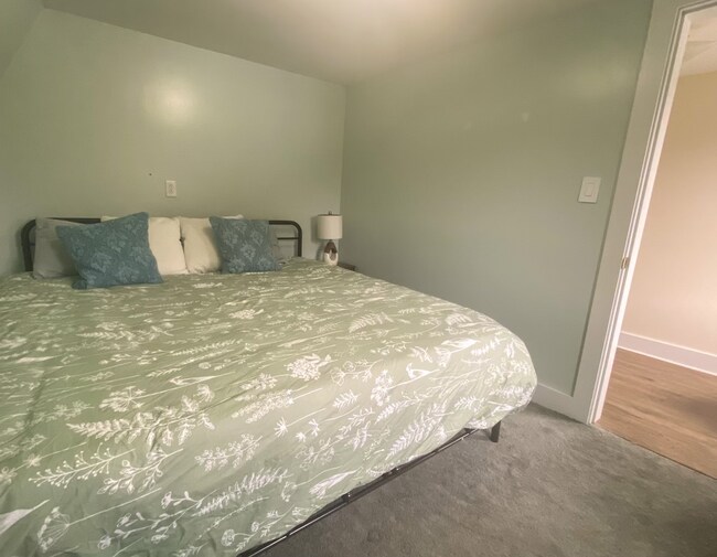 Building Photo - 7 Landry Ln