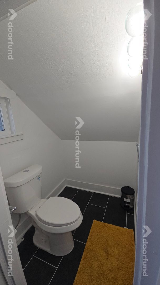 Building Photo - 50 Summer St