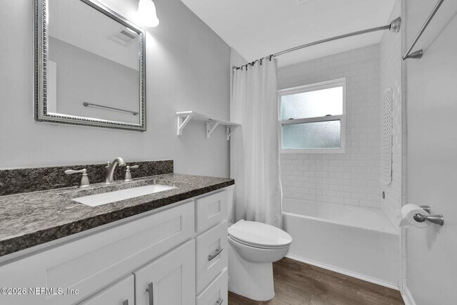 Building Photo - 1104 Boca Grande Ave