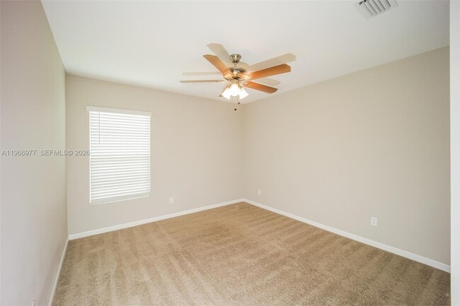 Building Photo - 154 NW Curtis St