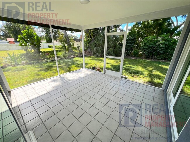 Building Photo - 2950 Pafko Dr