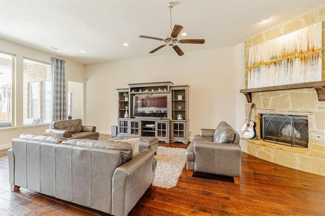 Building Photo - 1103 Somerset Cir
