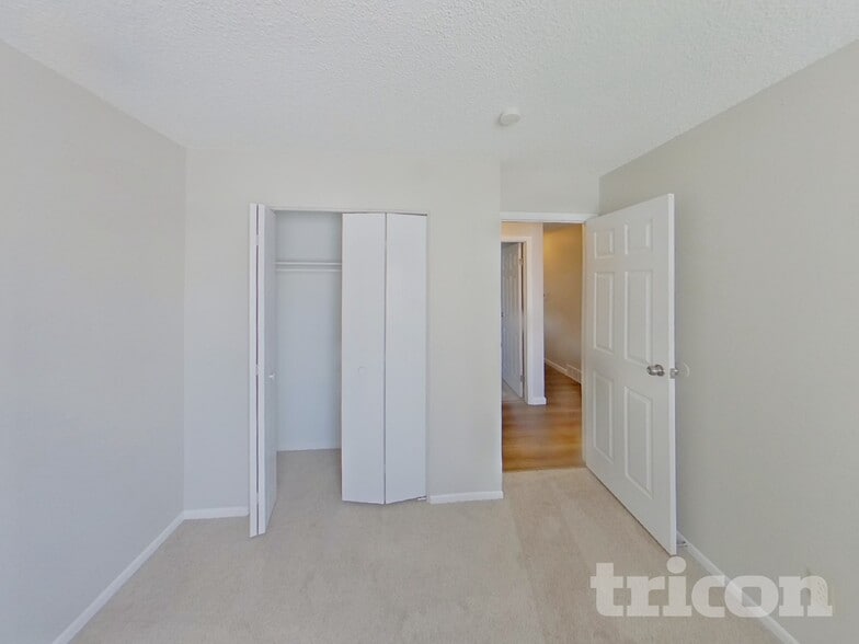 Building Photo - 4255 Pinal Ln