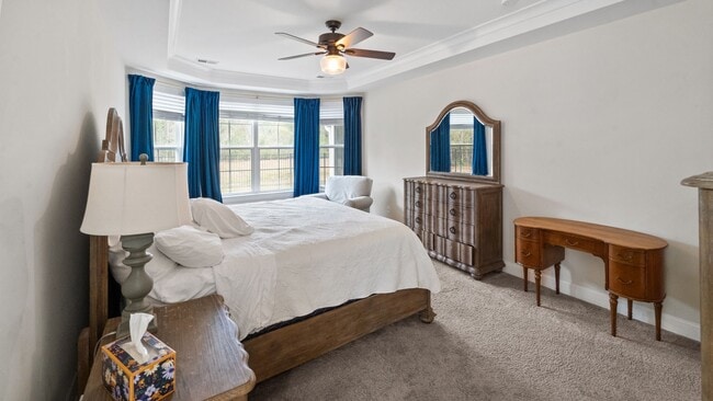 Building Photo - Spacious 6-Bedroom Waterfront Home in Richmond Hill, GA