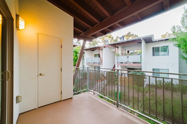 Building Photo - 1760 El Camino Real