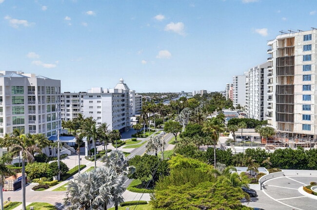 Building Photo - 3215 S Ocean Blvd
