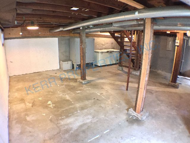 Building Photo - 6153 SE Tenino St