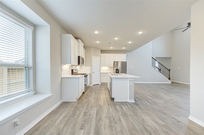 Building Photo - 821 Laguna Grn Ln