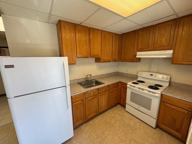 Building Photo - 5923 E Private Rd 6575