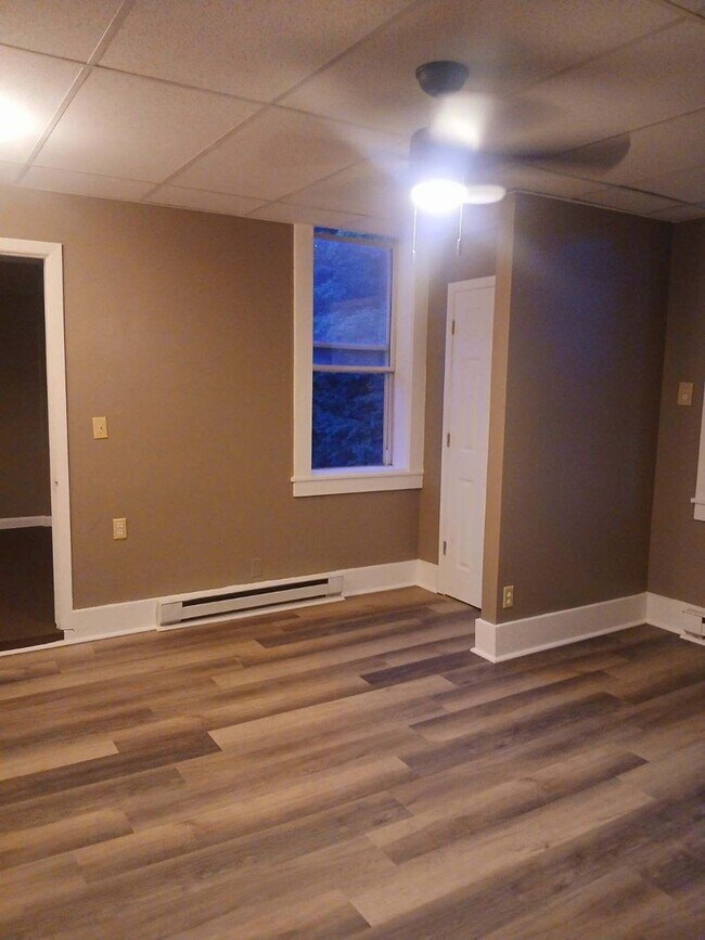 Building Photo - 321 Grant St