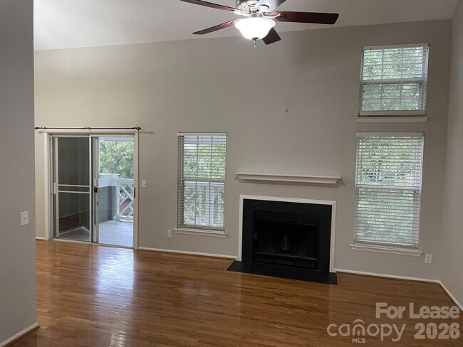 Building Photo - 19831 Henderson Rd