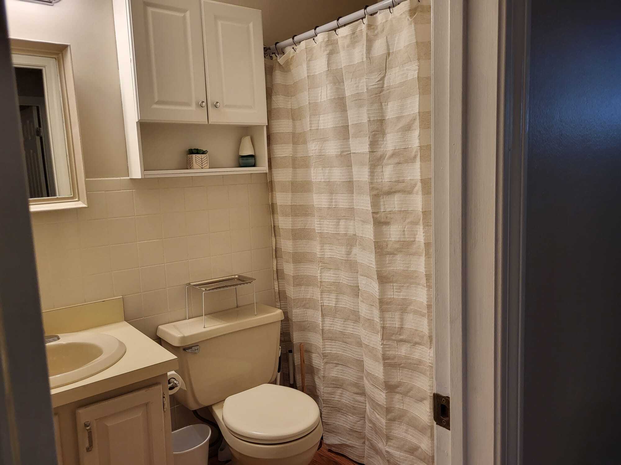 Building Photo - 335 Glendale Ave