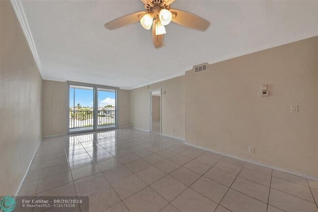 Building Photo - 750 NE Spanish River Blvd