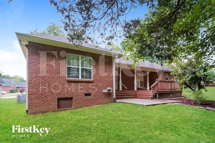 Building Photo - 339 Bayhill Dr