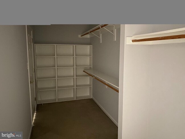 Building Photo - 14075 Wellman Ct