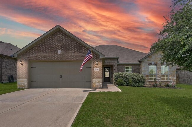 Building Photo - 22510 Red Sparrow Dr