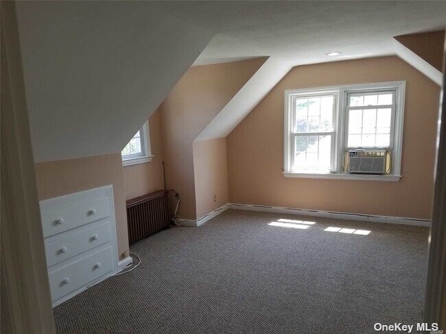 Building Photo - 24 Linhurst Pl