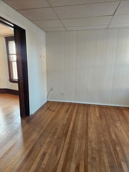 Building Photo - 34 King Philip Rd