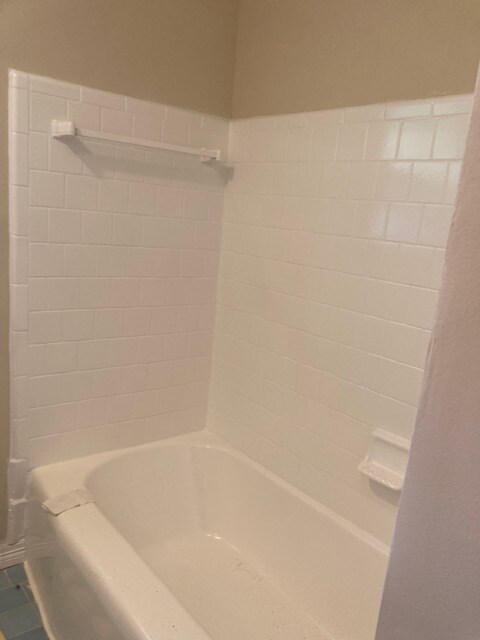 Building Photo - 5606 Thrush Dr