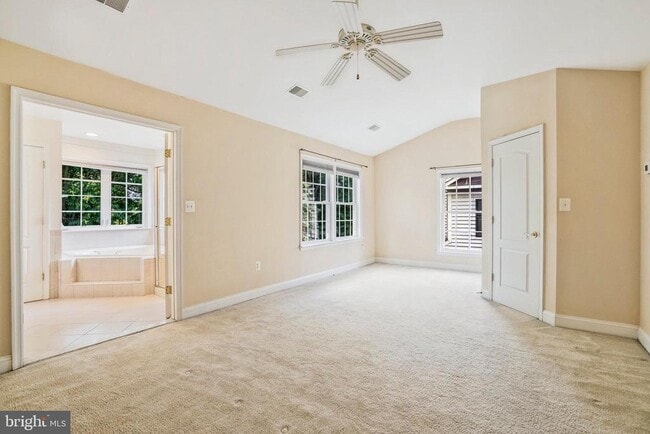 Building Photo - 9980 Cyrandall Dr