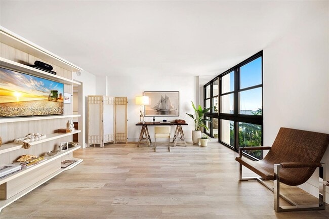 Building Photo - 9 Island Ave