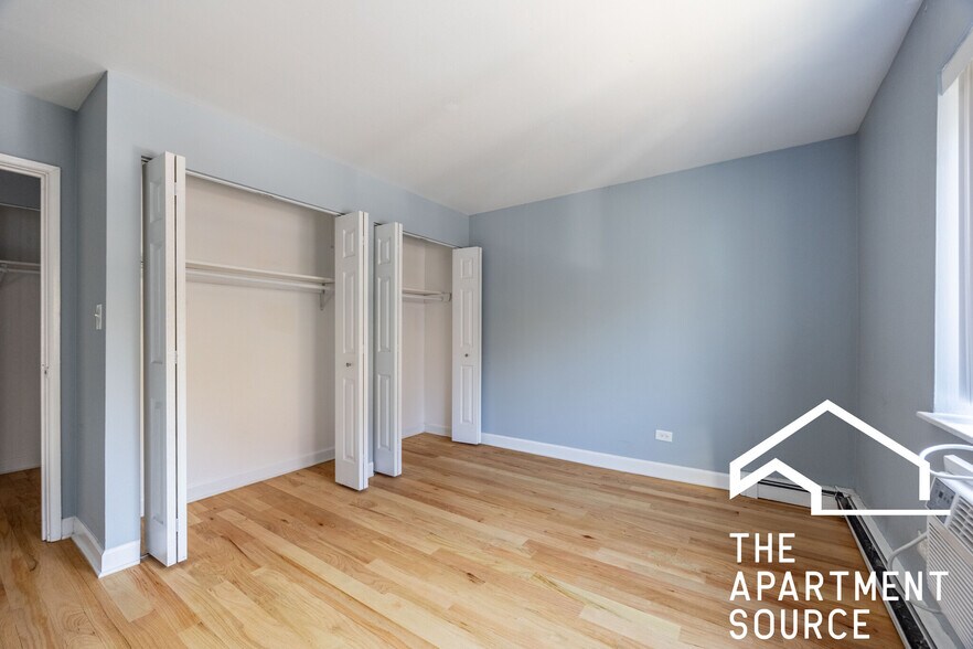 Building Photo - 3801 N Pine Grove Ave