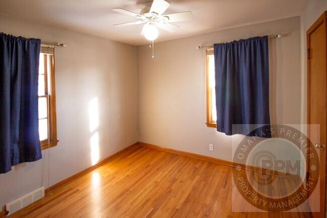 Building Photo - Newly listed 3Bd/1Ba House | Near Midtown: Modern Touches!