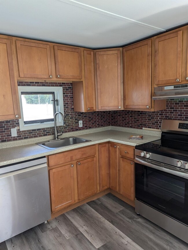 Building Photo - 44 Boston Post Rd