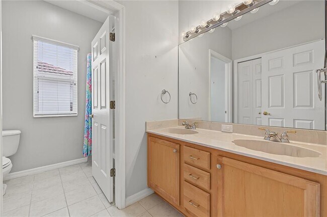 Building Photo - 2309 Messenger Cir
