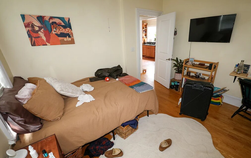 Building Photo - 55 Hobart St