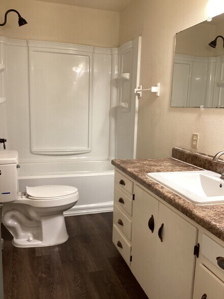Guest Bathroom - 128 E Yucca Ave