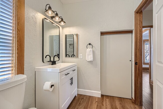 Building Photo - 91 Pearl St