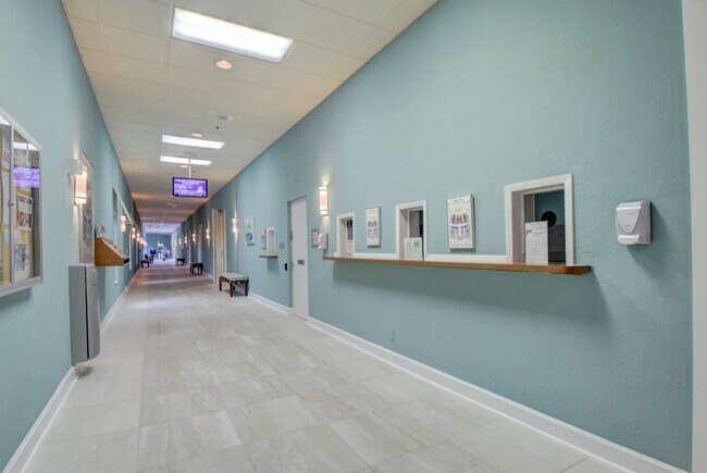Building Photo - 297 Monaco Way