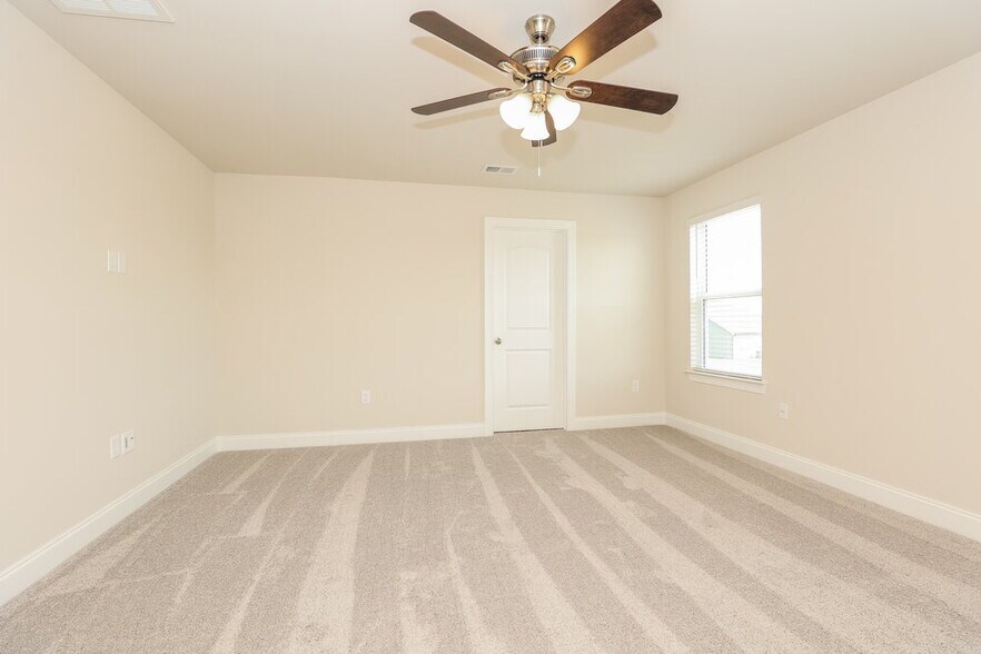 Building Photo - 3610 Mathewson Way