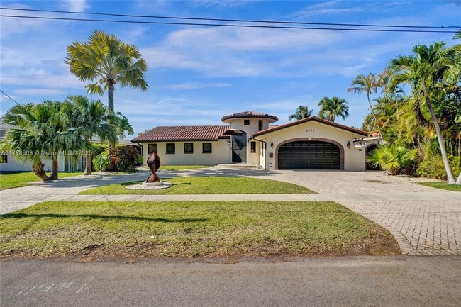 Building Photo - 2075 Ixora Rd