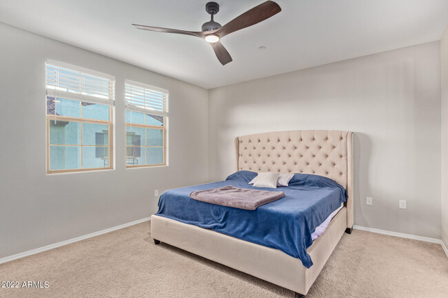 Building Photo - 2661 S Sulley Dr