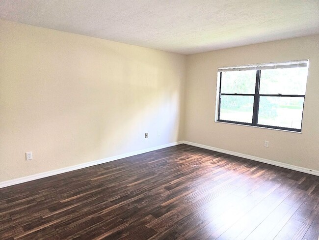 Building Photo - Citrus Hills Condo Now Available Price Red...