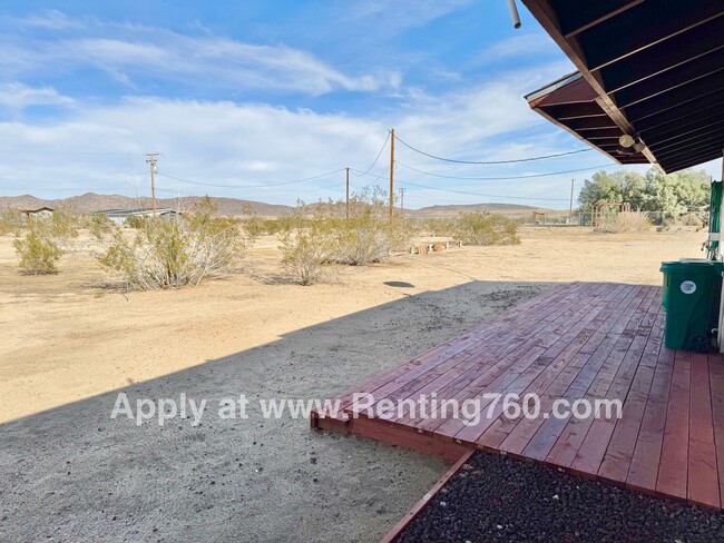 Building Photo - Spacious and Clean 2 bed Home In Joshua Tree