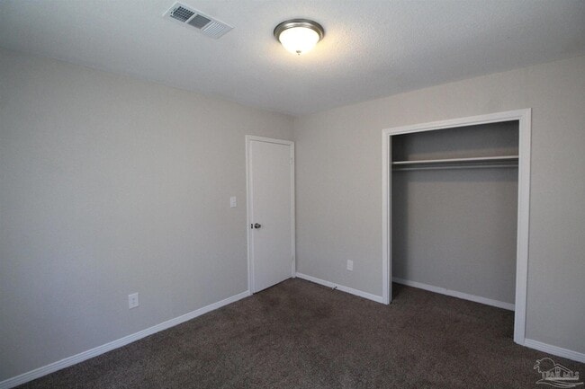 Building Photo - 10151 Guidy Ln