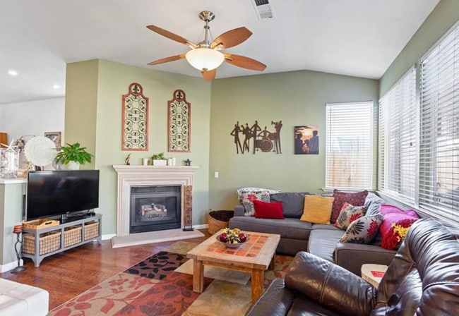 Building Photo - 2085 Pinehurst Ct