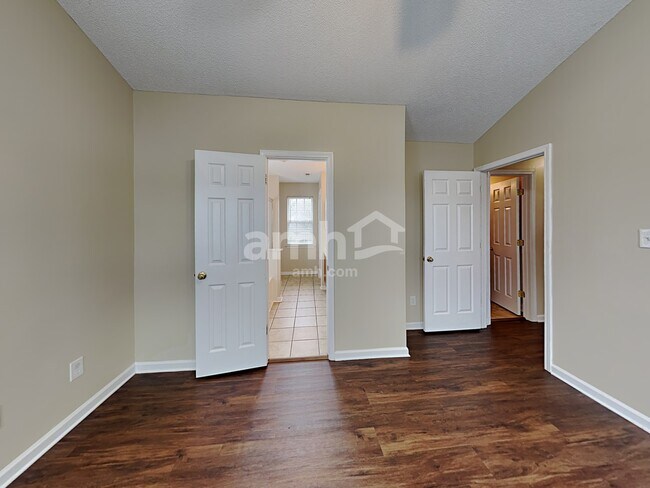 Building Photo - 4894 Aldridge Pl NW